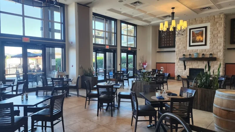 Pointe 49° Restaurant