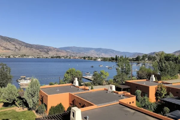 Lakeshore Villas Resort