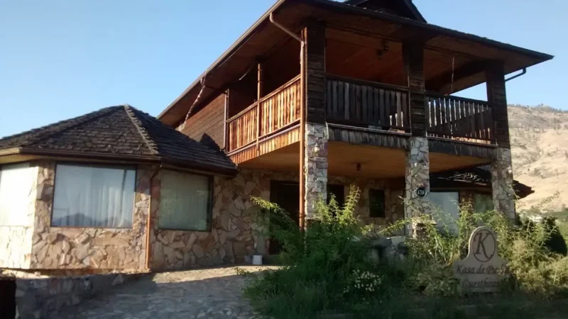 Kasa de Piedra Guesthouse