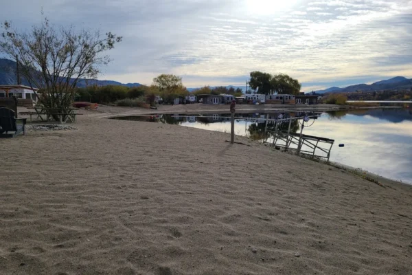 Vintners on the Creek