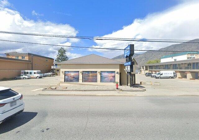 Richter Pass Motel